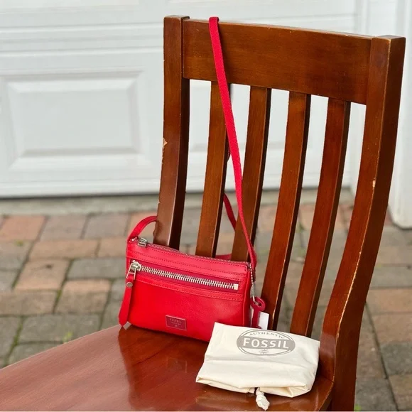 Fossil Dawson Mini Crossbody - Real Red - NWT - Picture 17 of 17